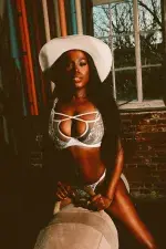 Amour C's gallery photo 5