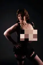 Kitty Collins's gallery photo 19