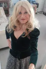 ZoeSapphireFeelgood's gallery photo 18