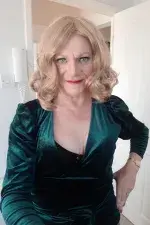 ZoeSapphireFeelgood's gallery photo 19