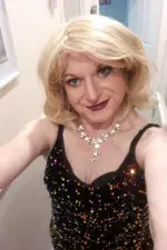 ZoeSapphireFeelgood's gallery photo 30