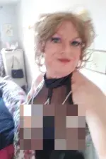 ZoeSapphireFeelgood's gallery photo 38