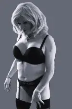 ZoeSapphireFeelgood's gallery photo 32