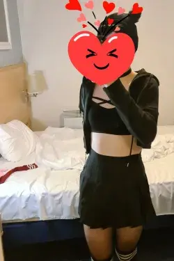 Femboy Amy's main photo 3