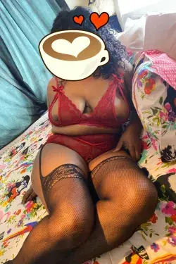 Scarlet's main photo 2