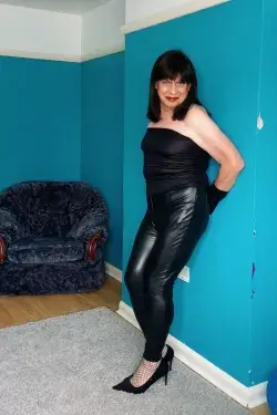 Andrea's main photo 2